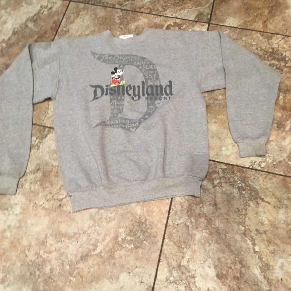 Disneyland Mickey Mouse sweater